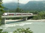 Stadler GTW RABe 523 FLIRT,bei Mess und Instruktionsfahrten,hier  am 26.07.05 auf der Rheinbrcke bei Bad Ragaz.Die Garnituren sind fr die Stadtbahn im Kt.Zug bestimmt