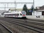 SBB - Triebzug RABe 523 014-4 bei der einfahrt im Bahnhof Rothrist am 12.03.2010