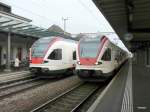 SBB - Triebzge RABe 523 035 und RABe 523 043 im Bahnhof Solothurn am 23.12.2012