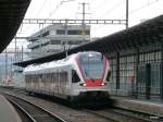 SBB - Triebzug RABe 523 032-6 bei der einfahrt im Bahnhof Aarau am 02.02.2013