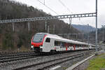 RABe 523 506-9 Mouette durchfährt am 04.01.2023 den Bahnhof Effingen.