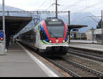 SBB - Triebzüge RABe 524 112 und RABe 524 104 im Bahnhof von Giubiasco am 12.02.2021