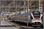 TILO Flirt 524 104 nach Milano Centrale fährt in Bellinzona ein.