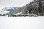 BLS RE Bern - Luzern und S7 Langenthal - Luzern ab Wolhusen vereint unterwegs auf der Fahrt durch den winterlichen Morgen nach Luzern.
Die Aufnahme von RABe 535  LÖTSCHBERGER-KAMBLYZUG  und RABe 525  NINA  ist bei Schachen LU entstanden.
Foto: Walter Ruetsch
