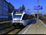 Thurbo - Triebzug RABe 526 705-6 als Regio nach Olten bei der Ausfahrt im Bhf.