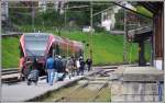 In Tavannes besteht Anschluss an den R5227 nach Sonceboz-Sombeval mit GTW 285. Der schlanke Anschluss wird rege benutzt. (12.05.2014)