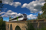 GTW 2/8 fährt über das Guggenlochviaduk in Lütisburg
.Bild vom 27.7.2015