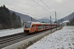 RABe 526 206 Traverso der SOB fährt Richtung Bahnhof Gelterkinden.