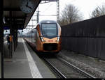 SOB - Triebzug RABe 526 112 bei der durchfahrt im Bahnhof von Gelterkinden am 31.01.2021