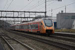 RABe 526 115 Traverso der SOB durchfährt am 26.01.2023 den Bahnhof Rupperswil.
