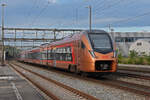 RABe 526 124 Traverso der SOB durchfährt am 21.09.2023 den Bahnhof Rupperswil.