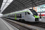 RABe 528 114-2 MIKA wartet am 26.08.2023 im Bahnhof Olten.