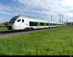 BLS - MIKA (S-Bahn Version 2 Türen Pro Wagenkastenteil) RABe 528 205-8 unterwegs nach Bern - Thun bei Lyssach am 2024.05.08