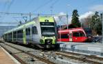 Die  Ltschbergerin  als S 5 auf dem Weg nach Bern in Ins am 2. April 2010.