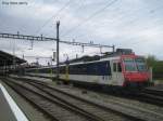 RBDe 560 072-1 ''Vernayaz'' verlsst Lausanne am 23.4.08 als S1 nach Yverdon-les-Bains.