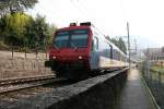 Ein unbekannter RBDe 560 bei der Ausfahrt aus Montreux in Richtung Vevey. Aufgenommen am 08.04.2007. 