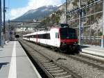 SBB - Regio nach brig bei der einfahrt in den Bahnhof von Leuk am 18.03.2011