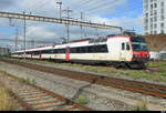SBB - RBDe 4/4  560 202-4 unterwegs auf der S33 in Pratteln am 02.10.2026