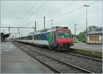 Während einiger Jahre fuhren SBB RBDe 562 praktisch im Stundentakt von Frick via Basel SBB  nach Mulhouse. Das Bild zeigt einen solchen Zug beim Halt in St-Louis.
22. Juni 2007