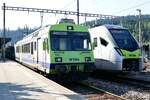 Der RBDe 565 723 mit dem Ausfahreden RABe 528 109, der in Zukunft die RBDe-Züge ersetzen wird, am 6.6.23 in Langnau i.E.