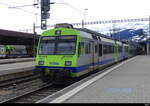 BLS - Regio von Spiez nach Zweisimmen an der Spitze der Triebwagen RBDe 565 722 bei der Ausfahrt aus dem Bhf. Spiez am 09.03.2024