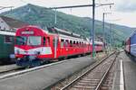 Der RBDe 566 I Pendel des VPM am 16.7.23 nach der Abfahrt im Bahnhof Balsthal.