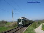 15.04.07 Verlsst BFe 4/4 1643 Andelfingen mit dem Historischen Zug richtung Winterthur.