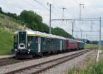 100 Jahre Vallorbe-Frasne: Mit dem  WYLÄNDERLI  nach Vallorbe zu Jubiäum  100 JAHRE MONT D'OR . Auf der Rückreise nach Winterthur wurde der gepflegte historische Triebzug, bestehend aus BFe 4/4 1643 + Dr4 10112 + ABt 1715 (1954) am 16. Mai 2015 bei La Sarraz verewigt.
Foto: Walter Ruetsch  