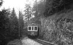 Yverdon–Ste-Croix_Tw-Zug auf der Strecke.__29-08-1976