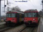 RABDe 510 002 und 006 (rechts) und RABDe 510 007, 012 (links) bei einer Kreuzung in Andelfingen am 25.01.08