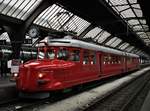 SBB RAe 4/8 1021  Churchillpfeil  als  Churchillbar  auf Gleis 13 im HB Zürich.