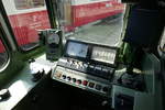 Blick in den Führerstand des RBe 4/4 ex SBB beim Triebwagentreffen.