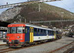 Oensingen-Balsthal-Bahn AG (OeBB).
Samichlausfahrt Oensingen-Crémines vom 8. Dezember 2019 mit Eb 2/4 J-S.35 + AS 412 + AS 413 + RBe 540 074-2.
Entstanden sind die Aufnahmen bei Deitingen, Lommiswil und Moutier während der Mittagpause.
Foto: Walter Ruetsch 