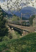 SBB RBe 4/4 auf der Gotthardbahn am 5. Mai 1988.