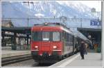 Dispopendel mit RBe 4/4 540 022-1 an der Spitze und einem zweiten RBe am Schluss ist als IC576 von Chur nach Zrich HB unterwegs und hlt zum letzten Mal in Sargans. (04.01.2010)