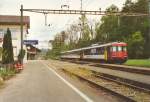 Ein Bild aus vergangenen Zeiten: RBe 540 nach Wettingen am 27. April 2003 im alten Bahnhof von Mellingen. Der Personenverkehr auf der Strecke Mgenwil - Wettingen wurde am 12. Dezember 2004 eingestellt.