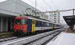 Domino-Mangel im Mittelland: RBe 540 018-9 an der Spitze der 4-teiligen Ersatz S 23 6743 in Langenthal, 15.01.2013.