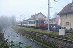 Kurz vor dem Ausscheiden der RBe aus dem Plandienst bei den OeBB; 07.12.2015: Regio nach Oensingen bestehend aus dem RBe 205, AB EWII 505 und BDt EWI 905 bei Thalbrcke.