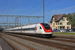 ICN 500 032  Henri Dufaux  durchfährt den Bahnhof Rupperswil.