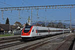 ICN 500 042  Steivan Brunies  durchfährt den Bahnhof Rupperswil. Die Aufnahme stammt vom 28.03.2022.