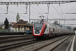 RABDe 502 006-5 Twindexx durchfährt am 26.01.2023 den Bahnhof Rupperswil.