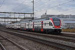 RABe 511 025 KISS durchfährt den Bahnhof Rupperswil. Die Aufnahme stammt vom 07.01.2022.