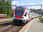 SBB - Triebzug RABe 511 115 bei der einfahrt im Bahnhof in Palézieux am 03.05.2016