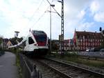 521 203 passiert als SBB-87680 bei Konstanz Bahnkilometer 413-6; 180907