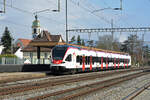 RABe 521 027, auf der S23, wartet beim Bahnhof Rupperswil. Die Aufnahme stammt vom 04.02.2022.