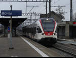 SBB - Triebzug RABe 523 007 bei der ausfahrt aus dem Bahnhof Möhlin am 31.01.2021