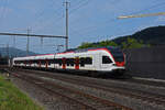 RABe 523 046, auf der S3, fährt beim Bahnhof Gelterkinden ein. Die Aufnahme stammt vom 17.08.2021.
