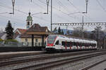 RABe 523 007, auf der S23, wartet beim Bahnhof Rupperswil. Die Aufnahme stammt vom 07.01.2022.