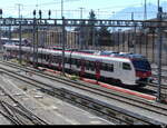 SBB - Triebzug RABe 523 104 unterwegs im Bahnhof Lausanne am 02.07.2022