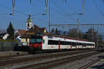 RBDe 560 288-3, auf der S29, wartet beim Bahnhof Rupperswil. Die Aufnahme stammt vom 13.01.2022.